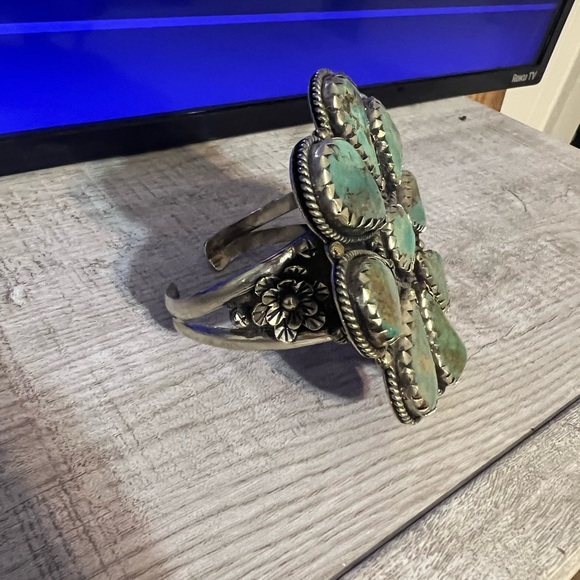 Turquoise and Silver Floral Cuff - Picture 2 of 4